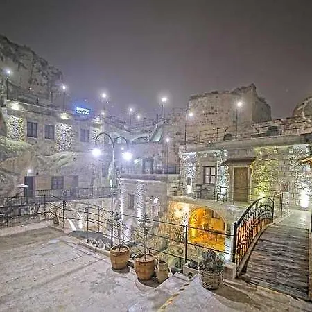 Risus Cave Homestay