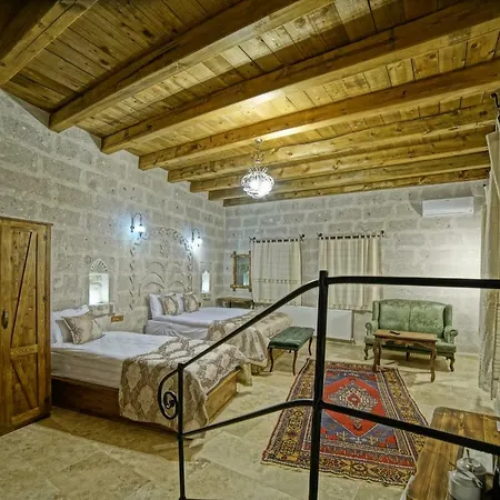 Hotel Risus Cave 2*