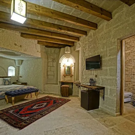Hotel Risus Cave 2*
