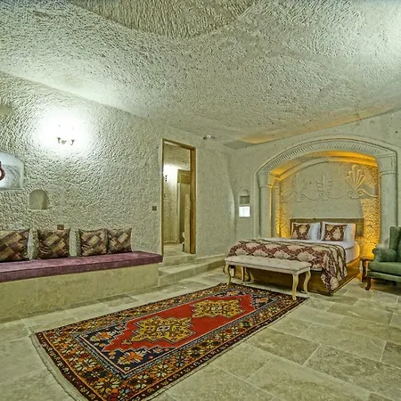Hotel Risus Cave