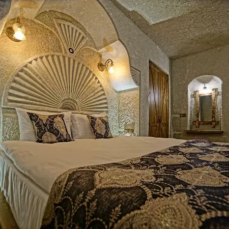 Hotel Risus Cave 2*