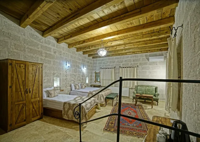 Homestay Risus Cave *