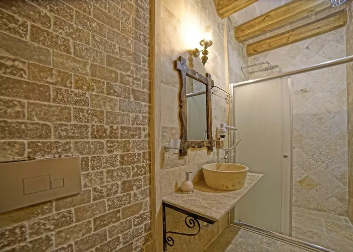 Risus Cave Homestay Goreme